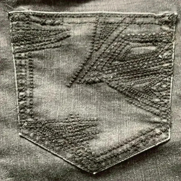 Foxy hi rise, Sophie boot cut, dark black wash jeans, 31 by 32 - Picture 4 of 7